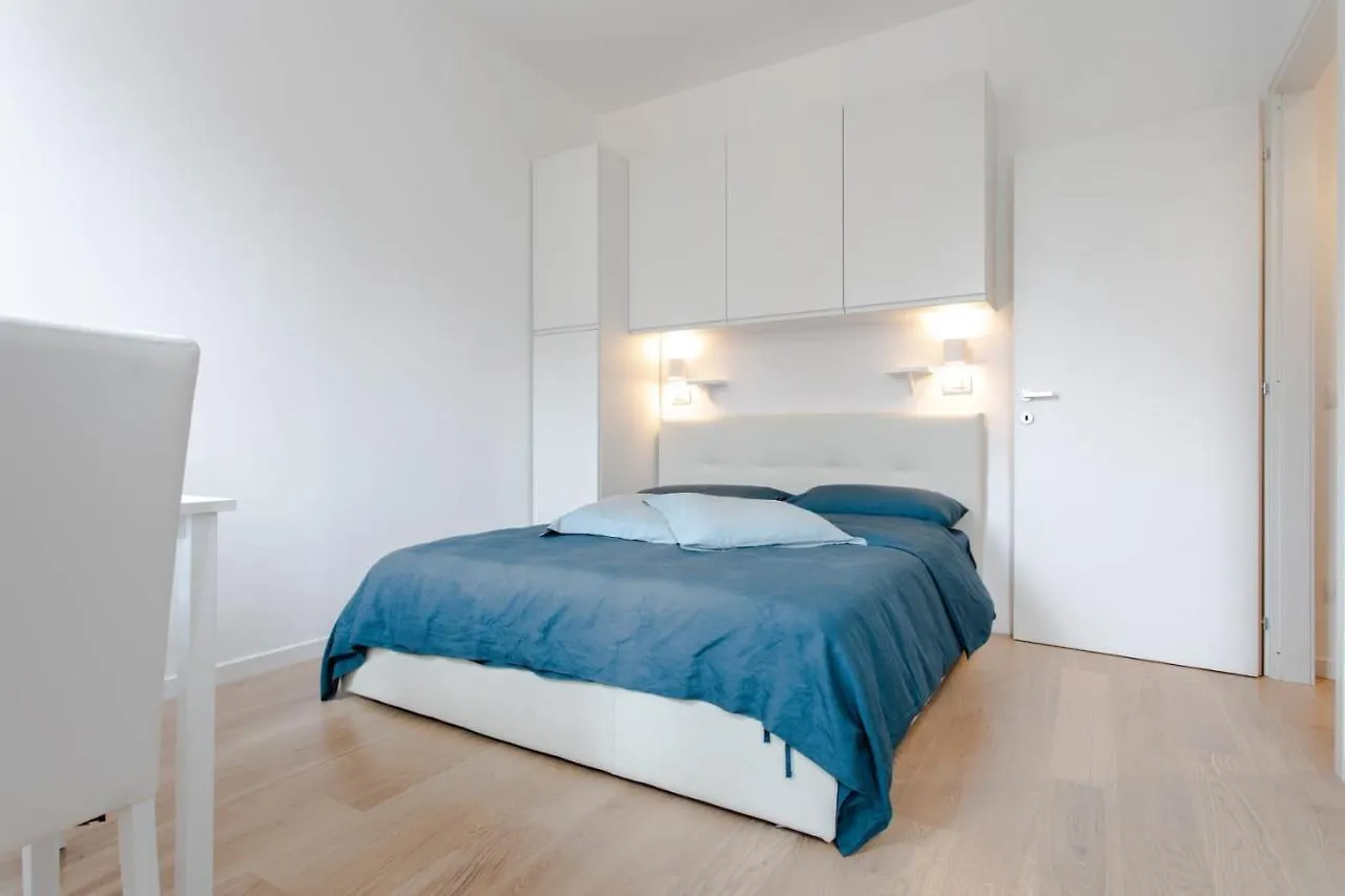 Al 32 Apartment Milan Italy